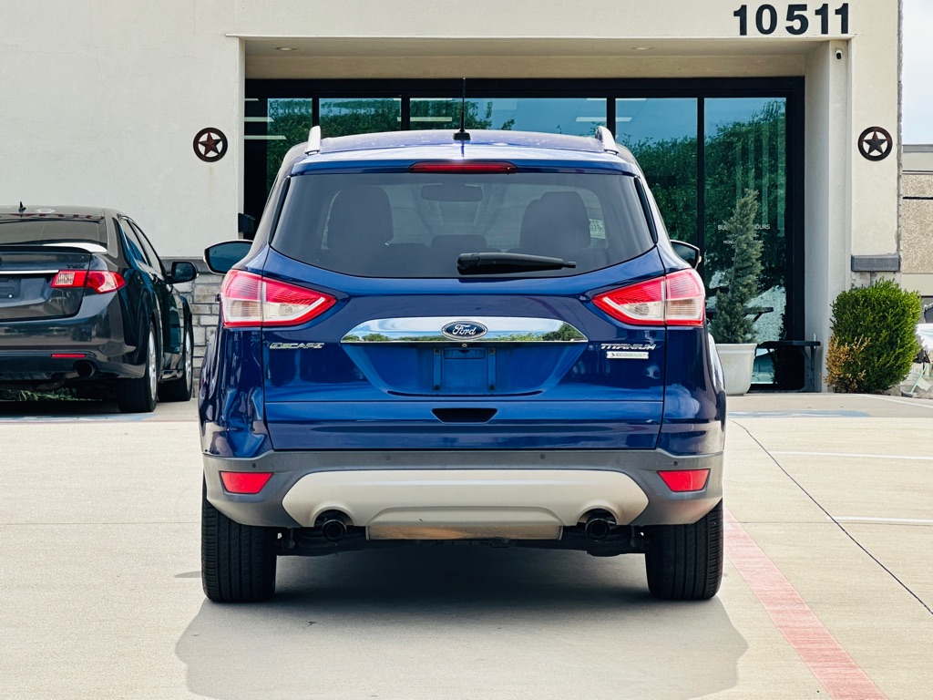 Photo 7 of this FORD ESCAPE