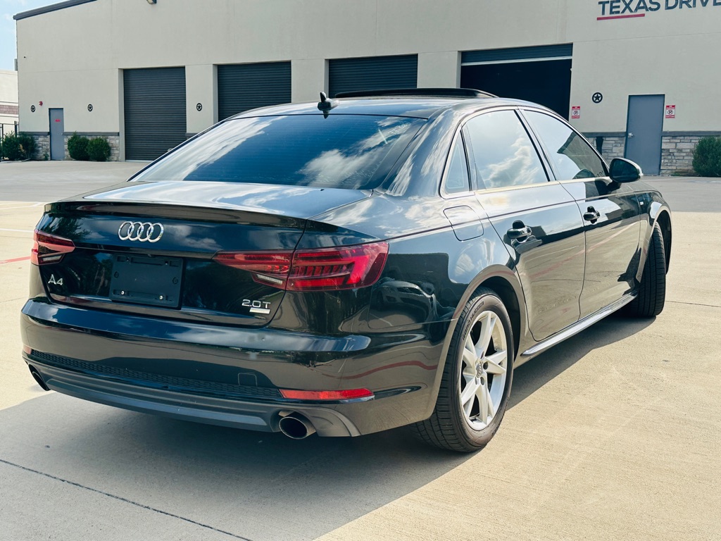 Photo 7 of this AUDI A4