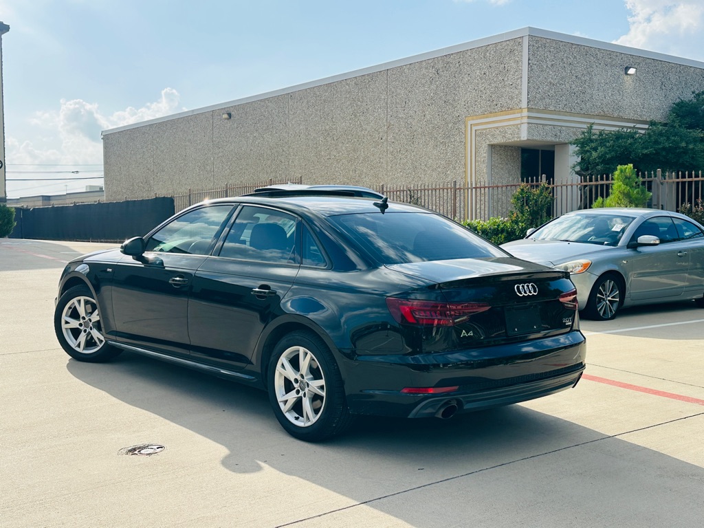 Photo 5 of this AUDI A4