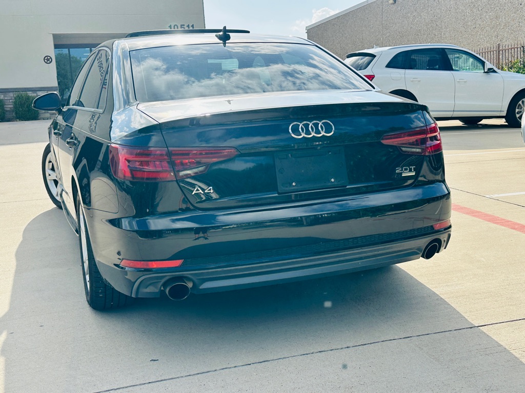 Photo 6 of this AUDI A4