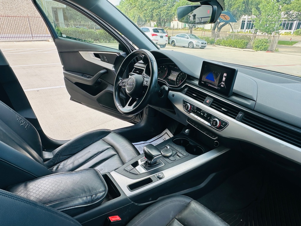 Photo 19 of this AUDI A4