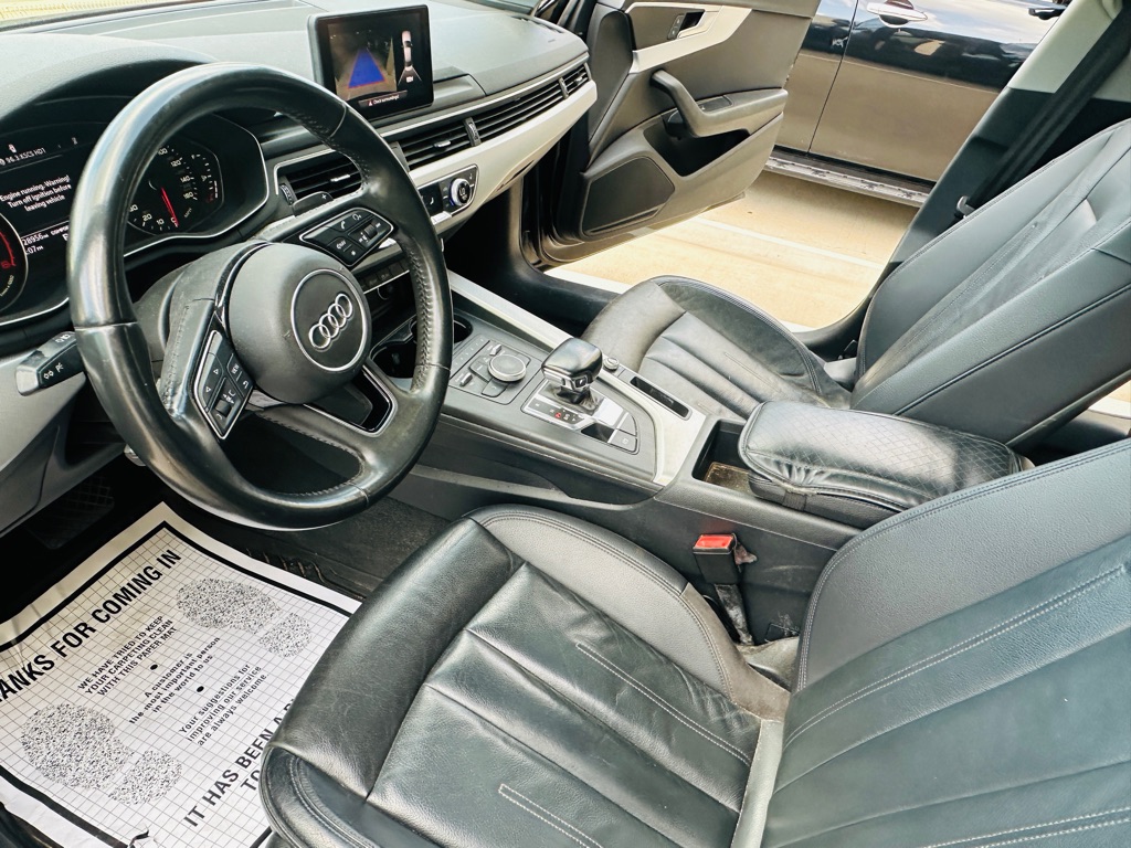 Photo 12 of this AUDI A4