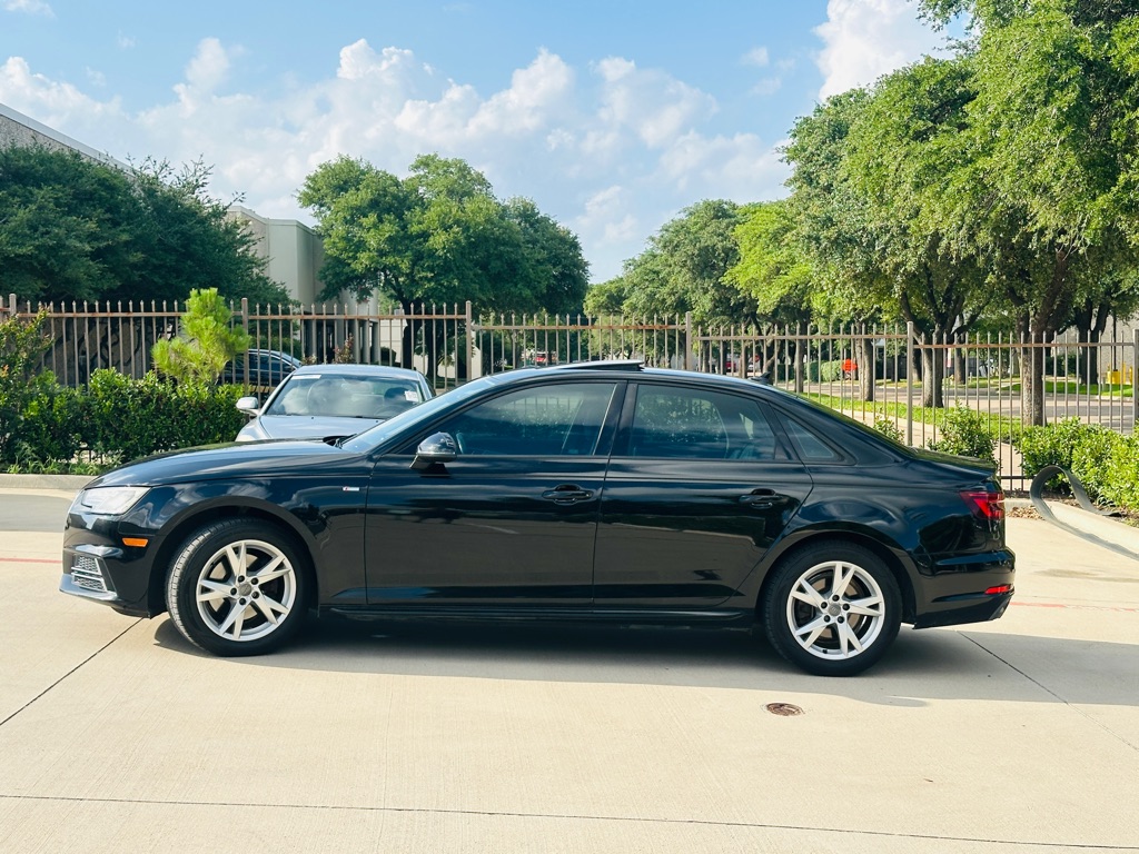Photo 4 of this AUDI A4