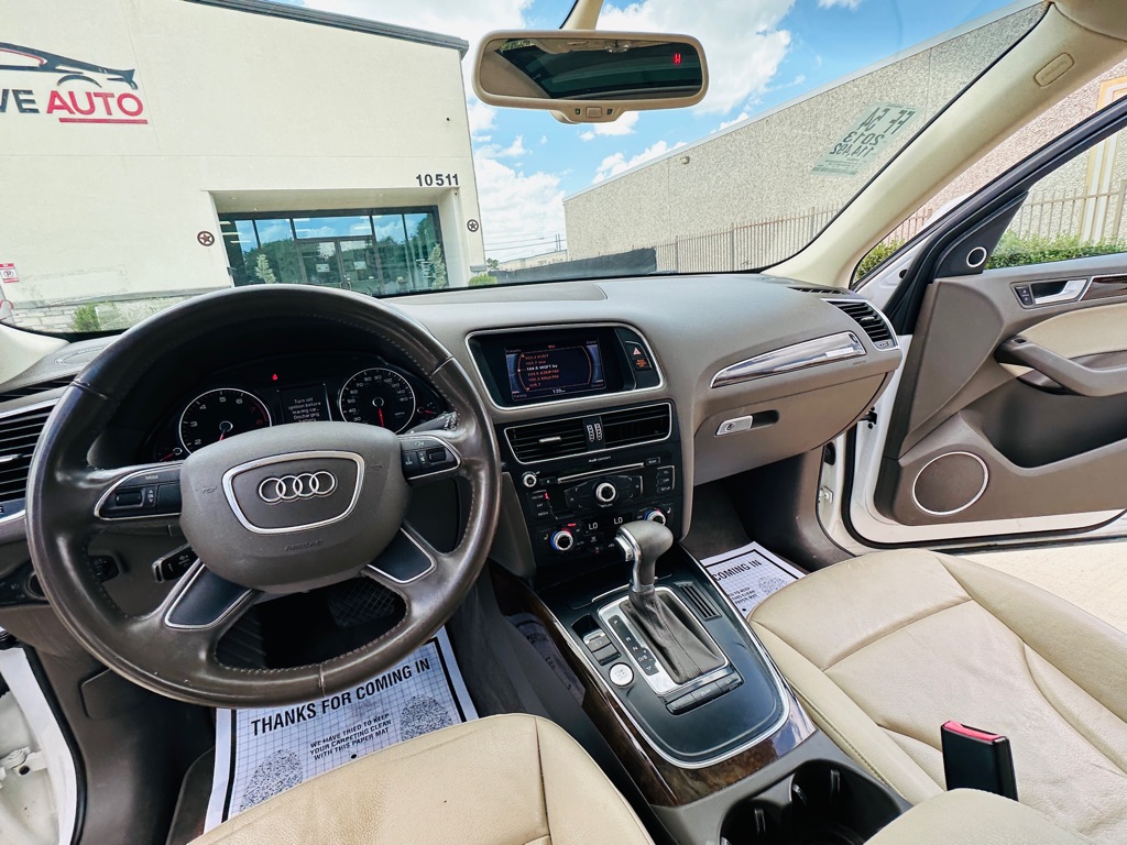 Photo 13 of this AUDI Q5