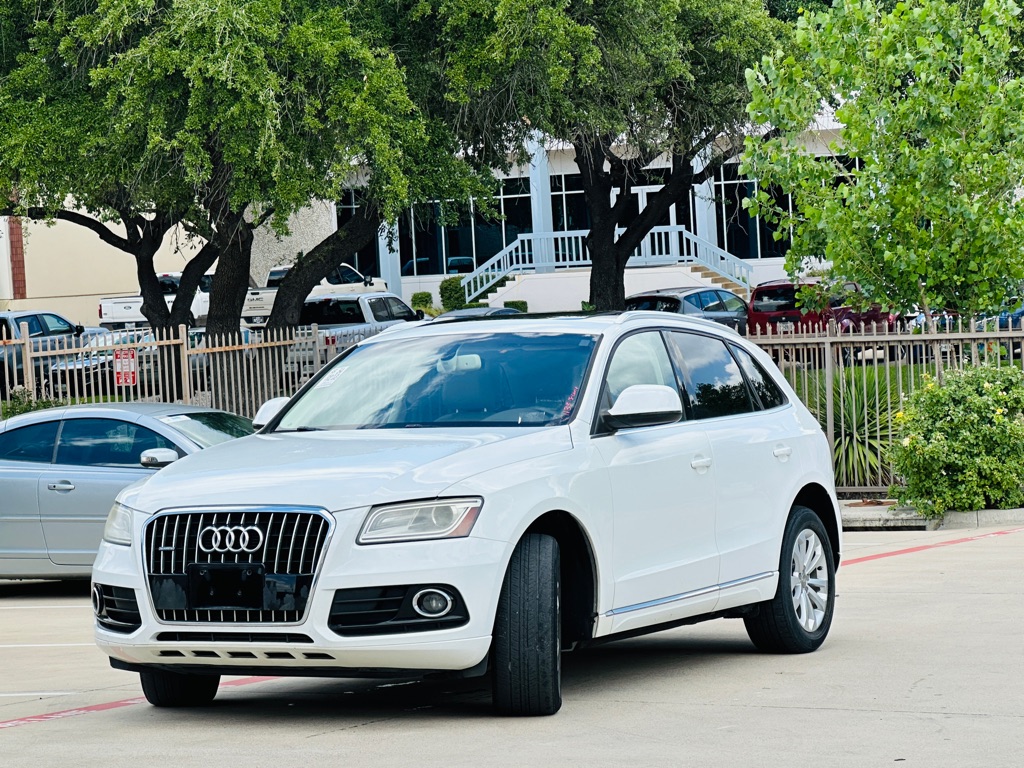 Photo 3 of this AUDI Q5