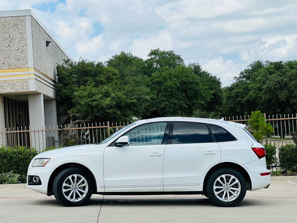 Photo 5 of this AUDI Q5