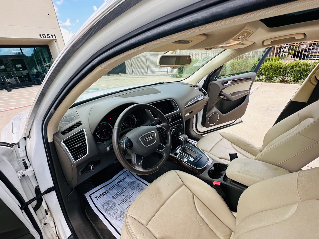 Photo 12 of this AUDI Q5