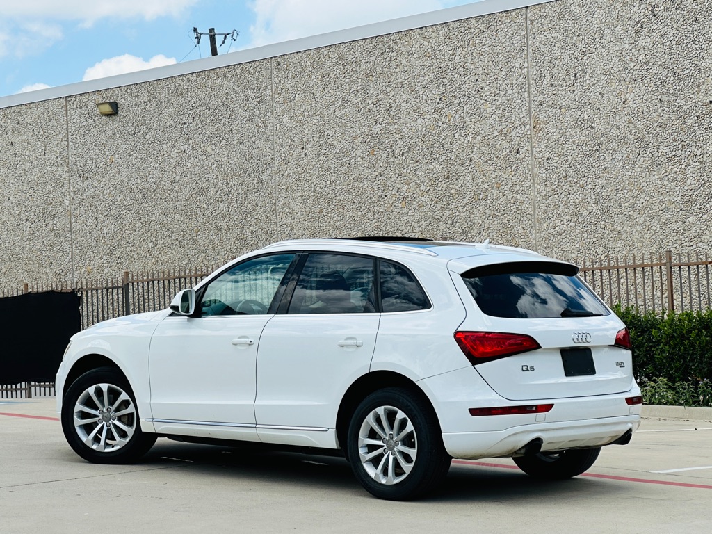 Photo 6 of this AUDI Q5