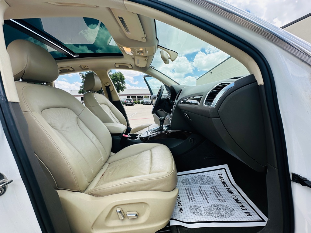 Photo 21 of this AUDI Q5