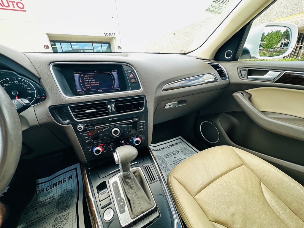 Photo 25 of this AUDI Q5