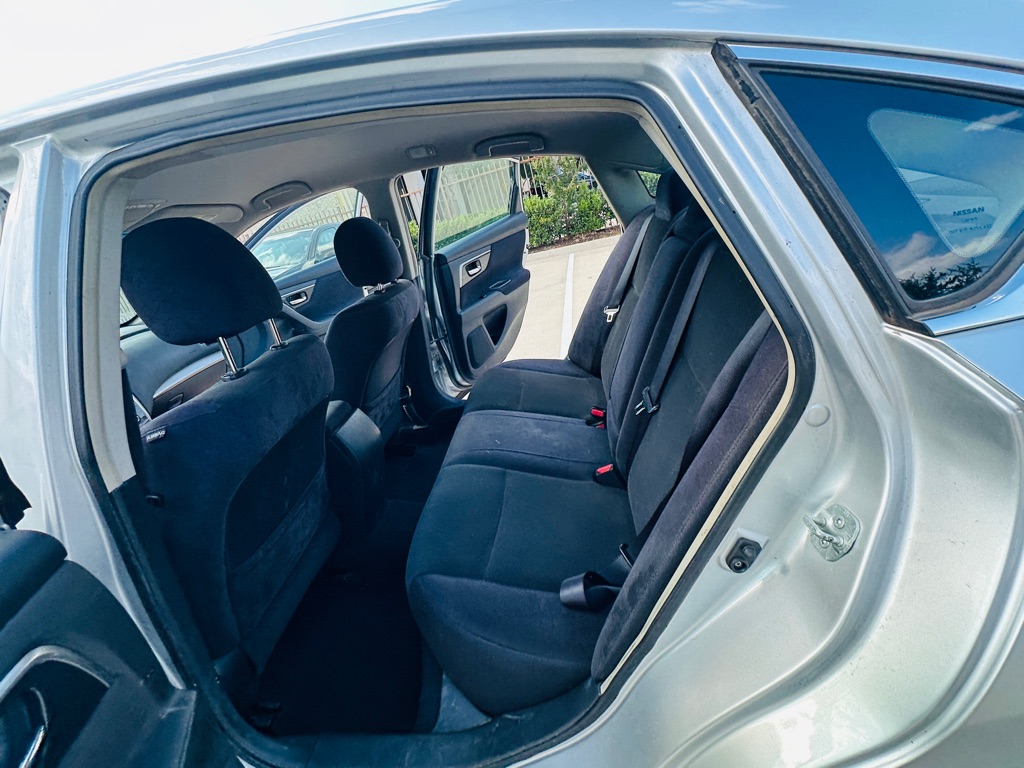 Photo 14 of this NISSAN ALTIMA