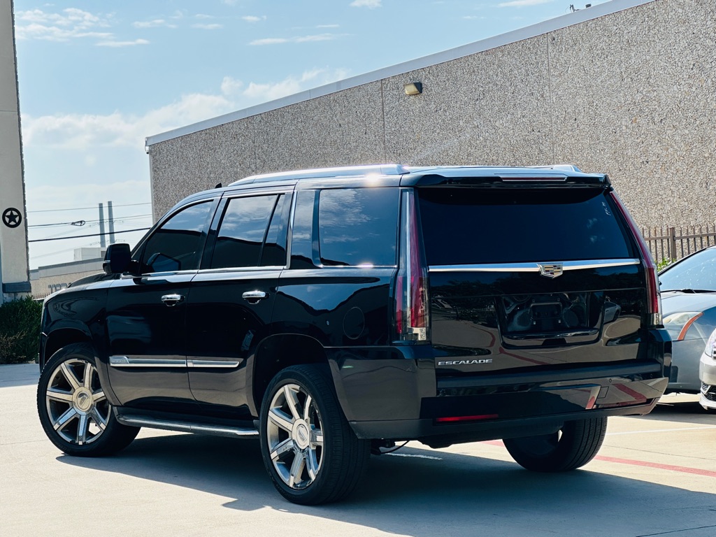 Photo 8 of this CADILLAC ESCALADE