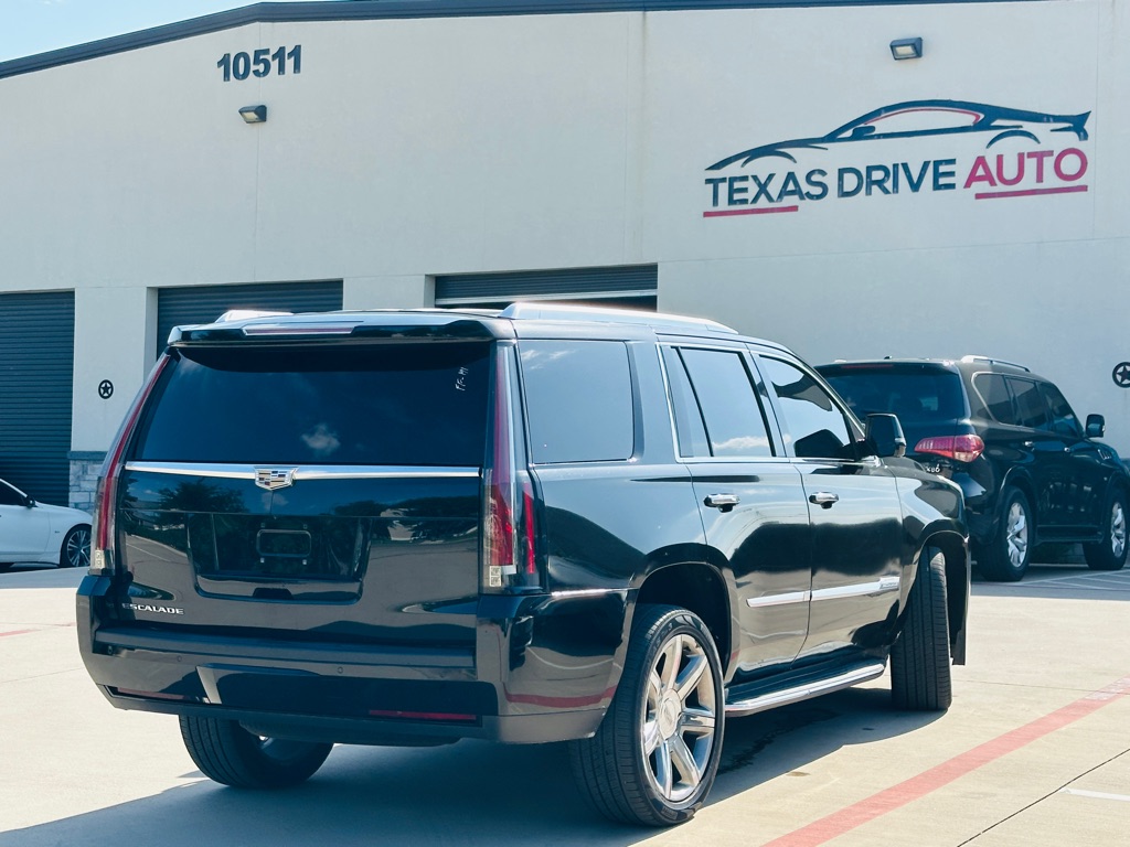 Photo 11 of this CADILLAC ESCALADE