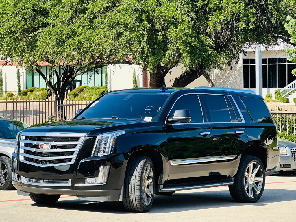 Photo 3 of this CADILLAC ESCALADE