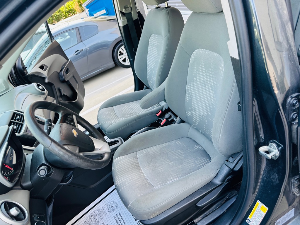 Photo 13 of this CHEVROLET SONIC