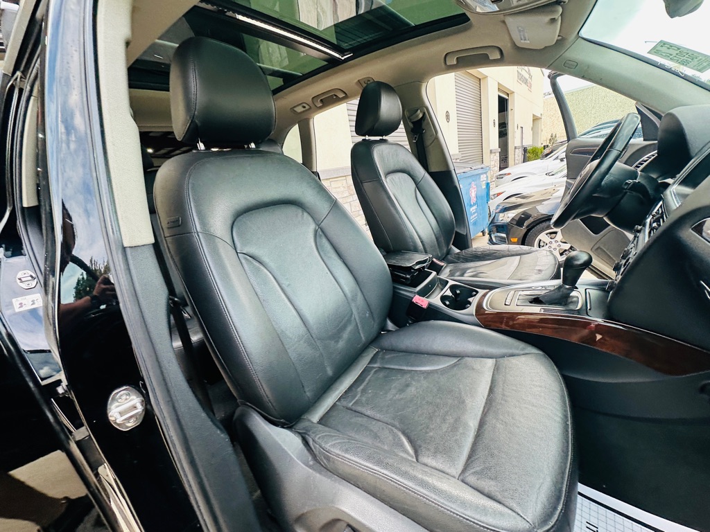 Photo 25 of this AUDI Q5
