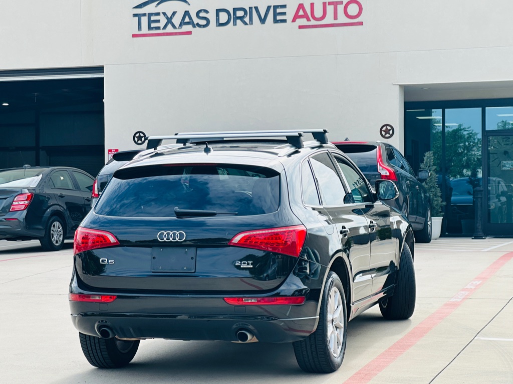 Photo 10 of this AUDI Q5