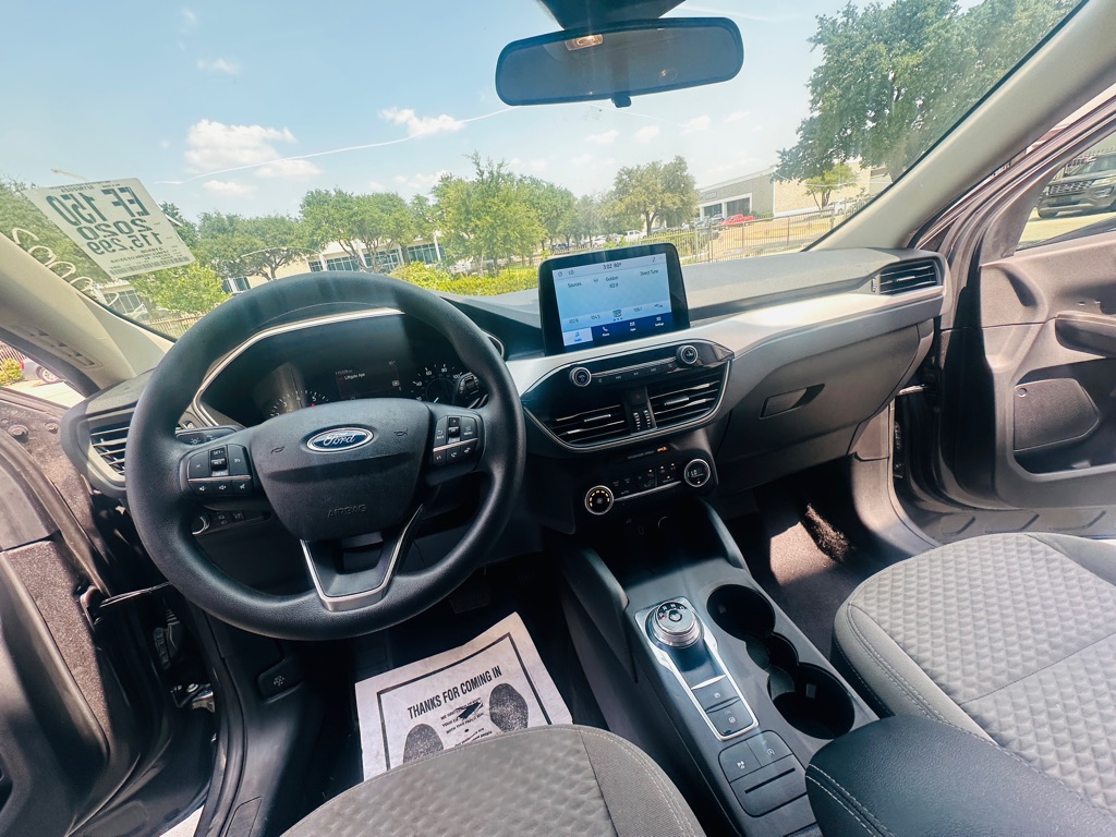 Photo 15 of this FORD ESCAPE