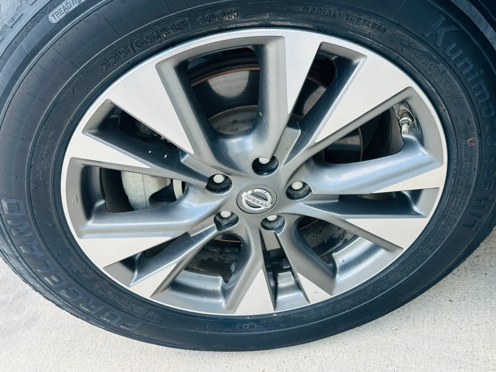 Photo 28 of this NISSAN MURANO