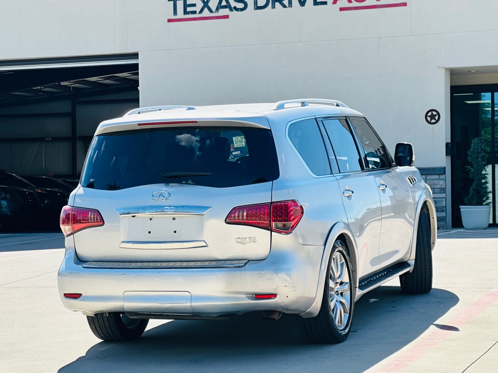 Photo 9 of this INFINITI QX56