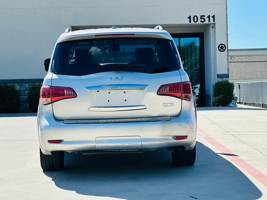 Photo 8 of this INFINITI QX56