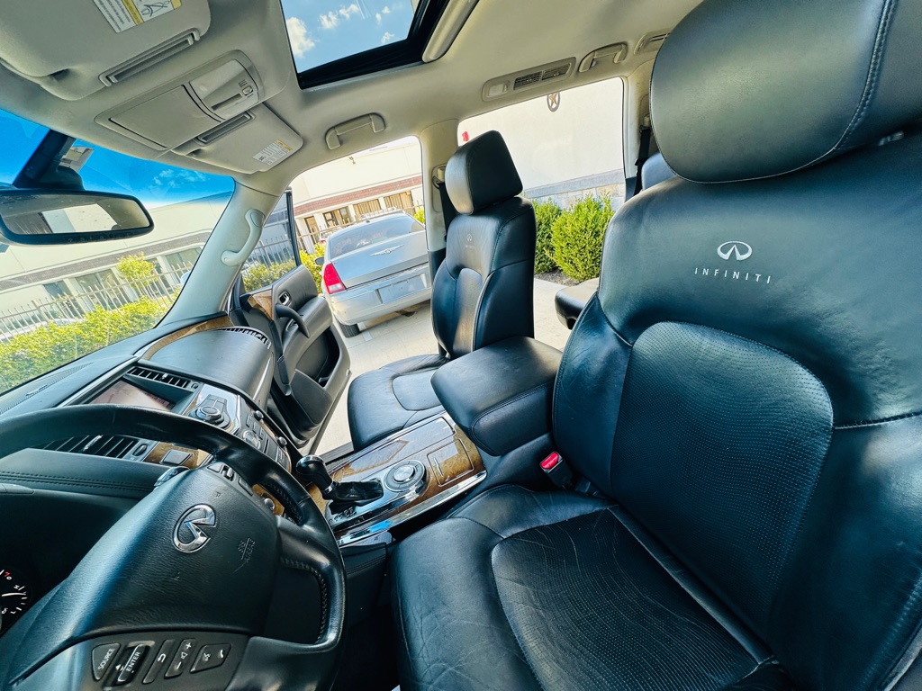 Photo 20 of this INFINITI QX56
