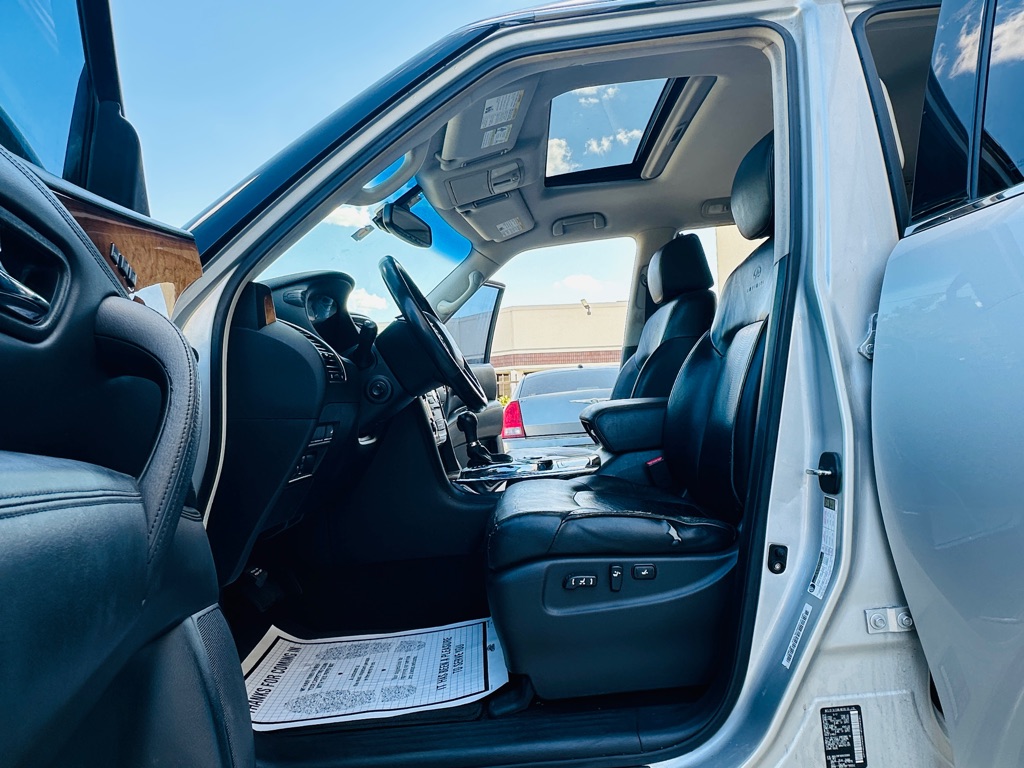 Photo 12 of this INFINITI QX56