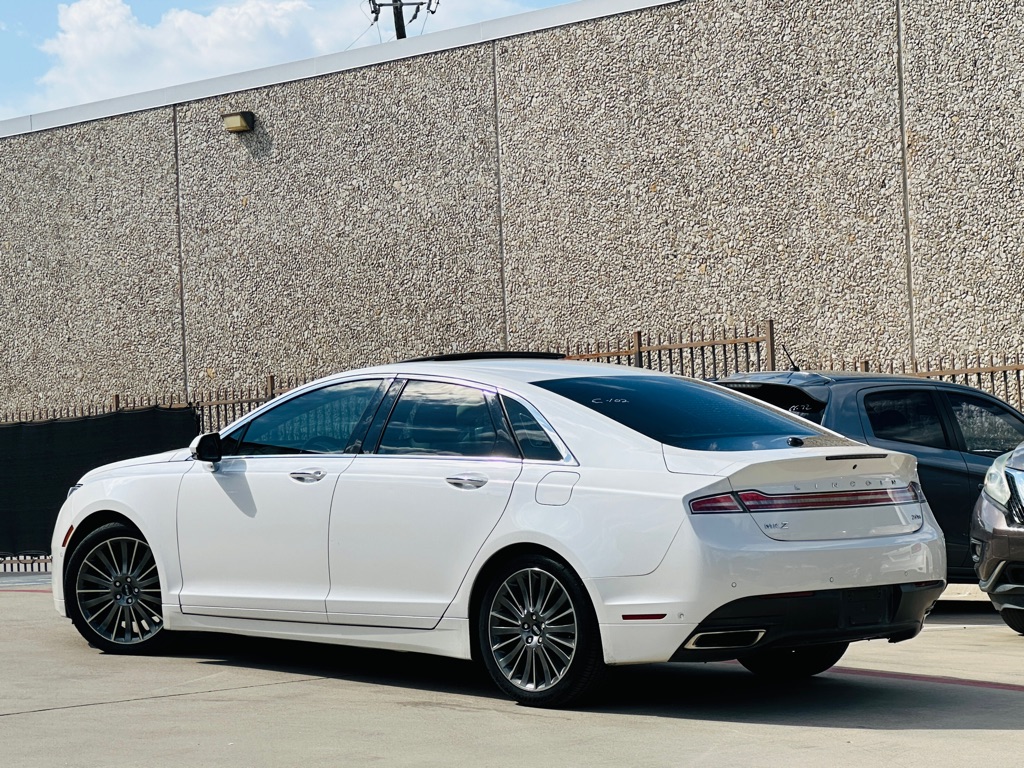 Photo 7 of this LINCOLN MKZ