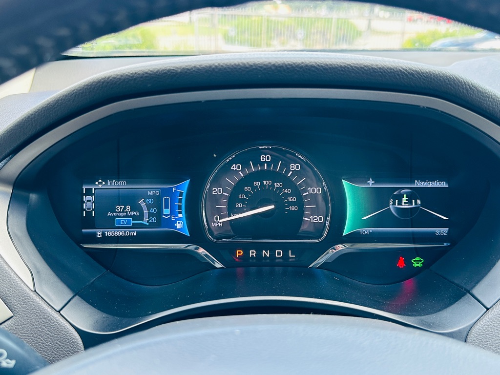 Photo 28 of this LINCOLN MKZ
