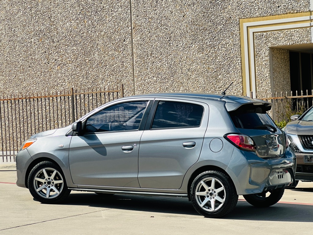 Photo 7 of this MITSUBISHI MIRAGE