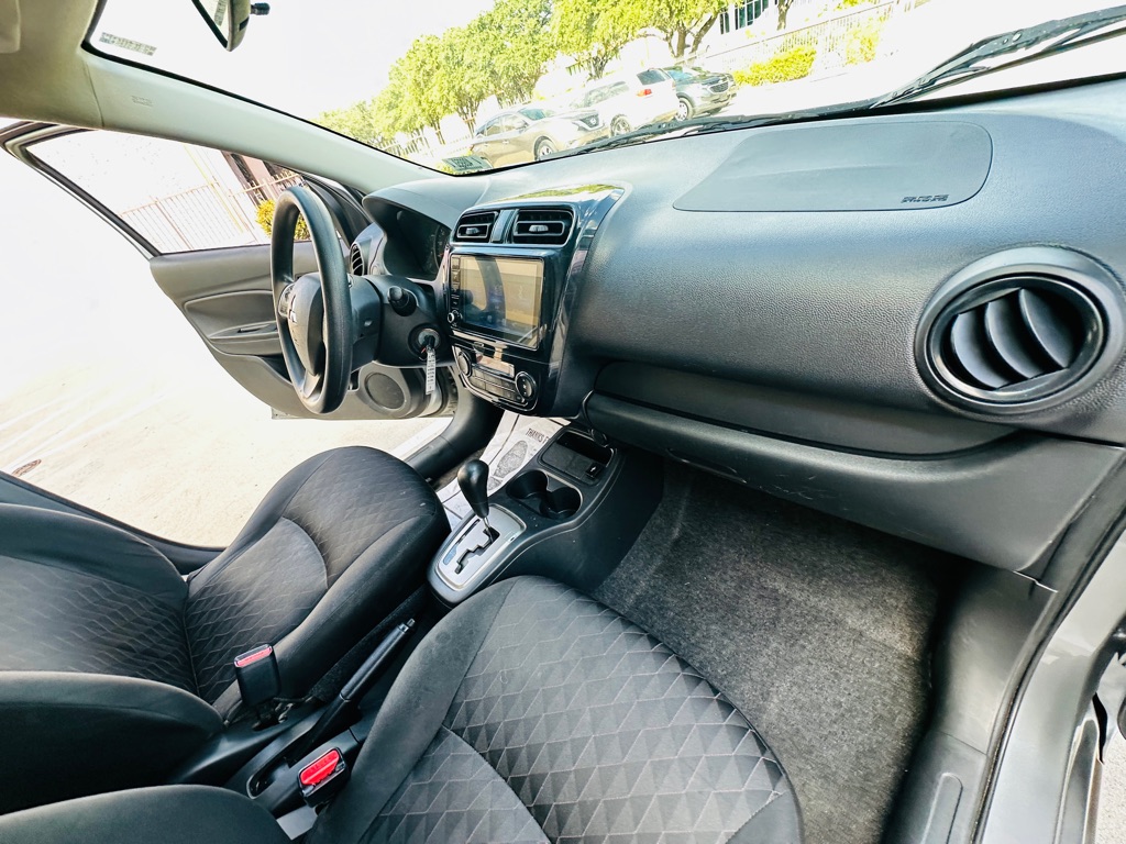 Photo 27 of this MITSUBISHI MIRAGE