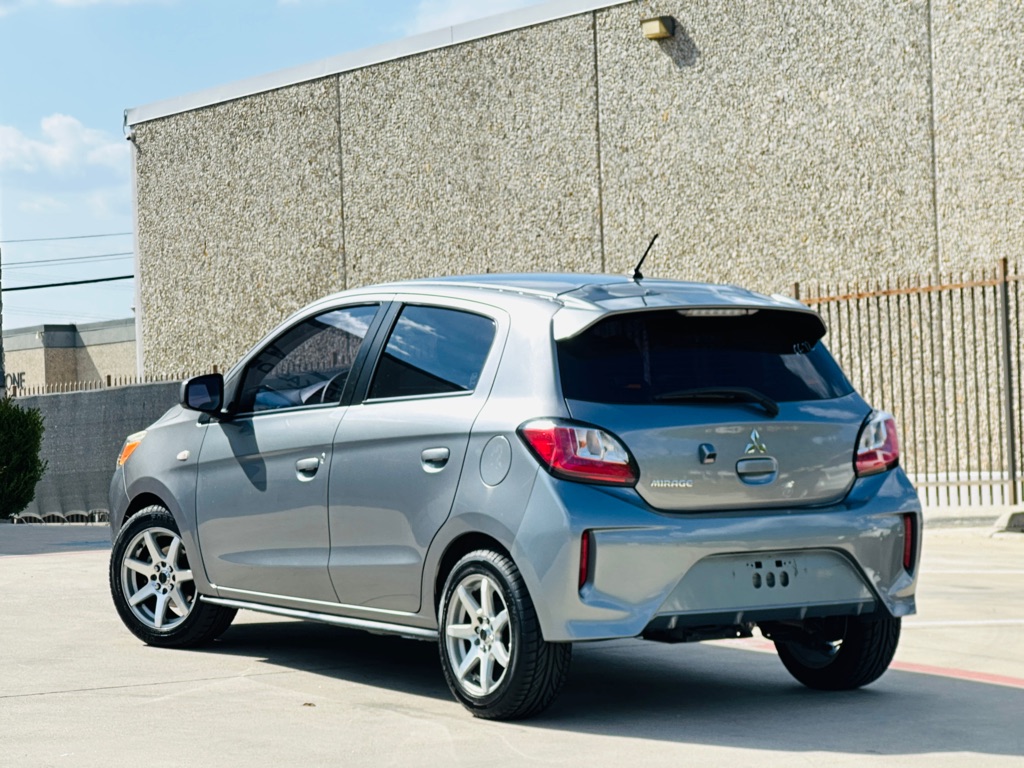 Photo 8 of this MITSUBISHI MIRAGE