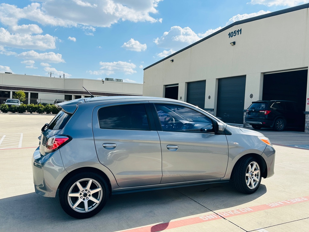 Photo 11 of this MITSUBISHI MIRAGE