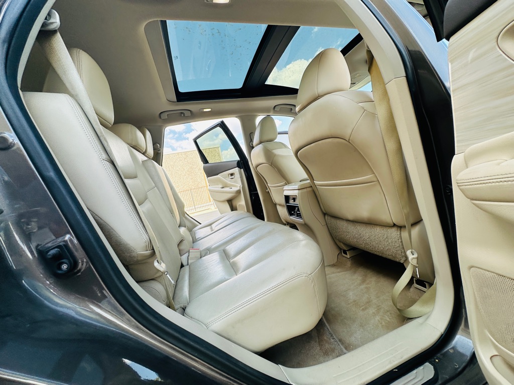 Photo 23 of this NISSAN MURANO