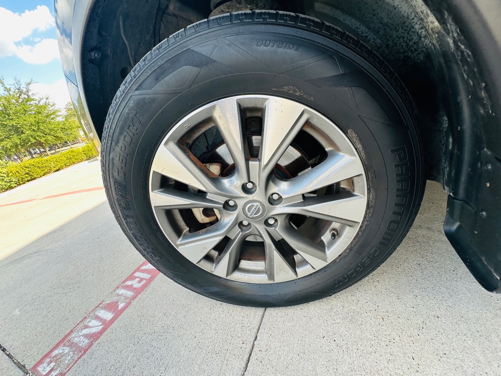 Photo 30 of this NISSAN MURANO