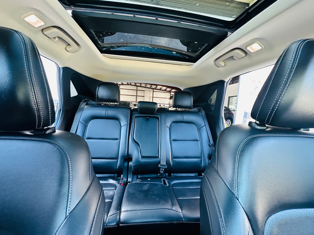 Photo 29 of this FORD ESCAPE