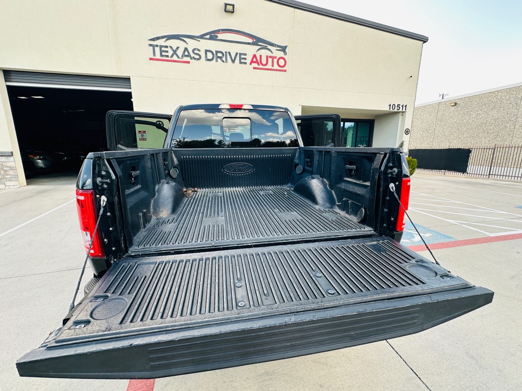 Photo 23 of this FORD F150