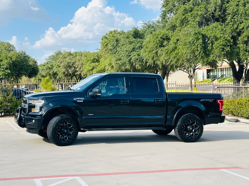 Photo 4 of this FORD F150