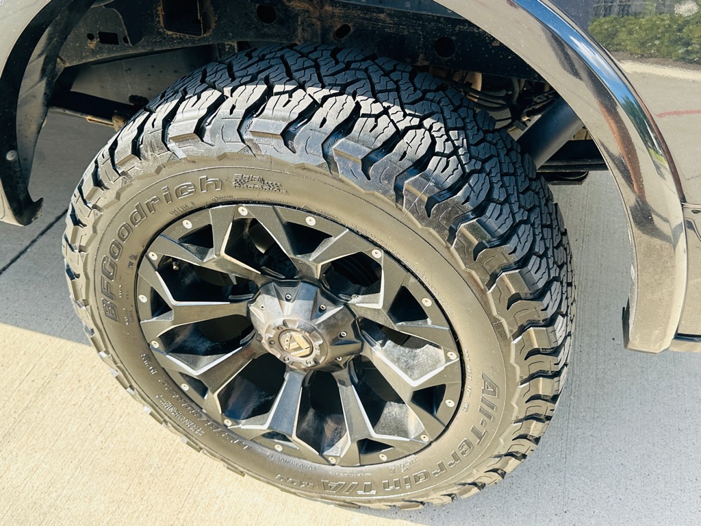 Photo 33 of this FORD F150