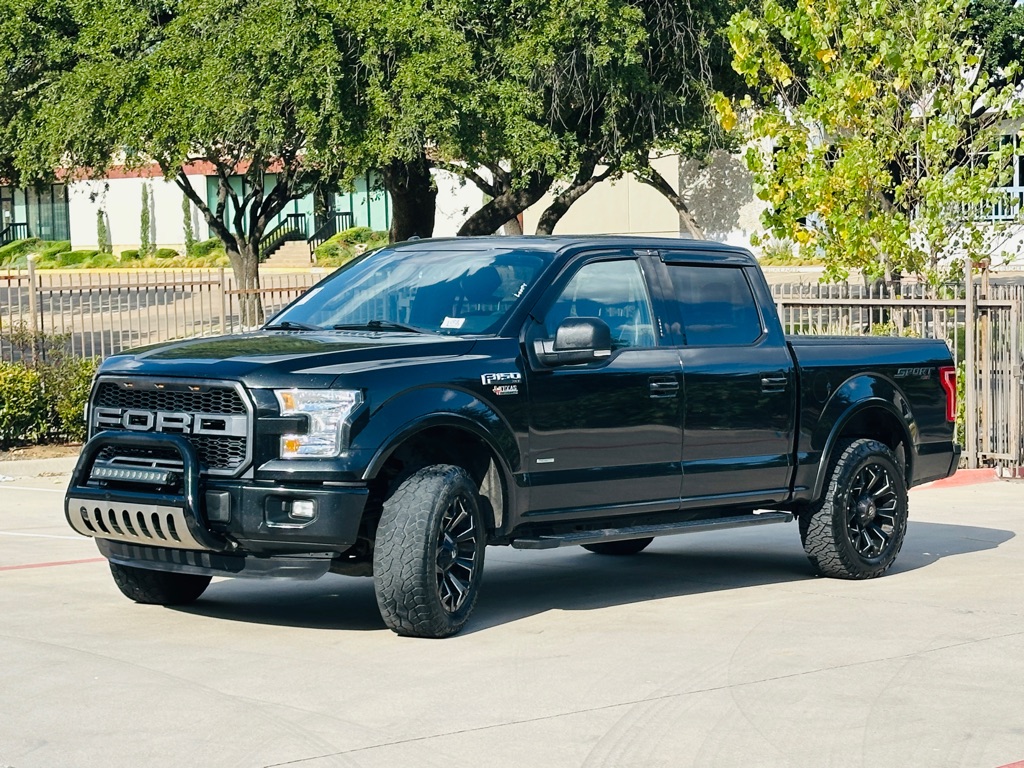Photo 3 of this FORD F150