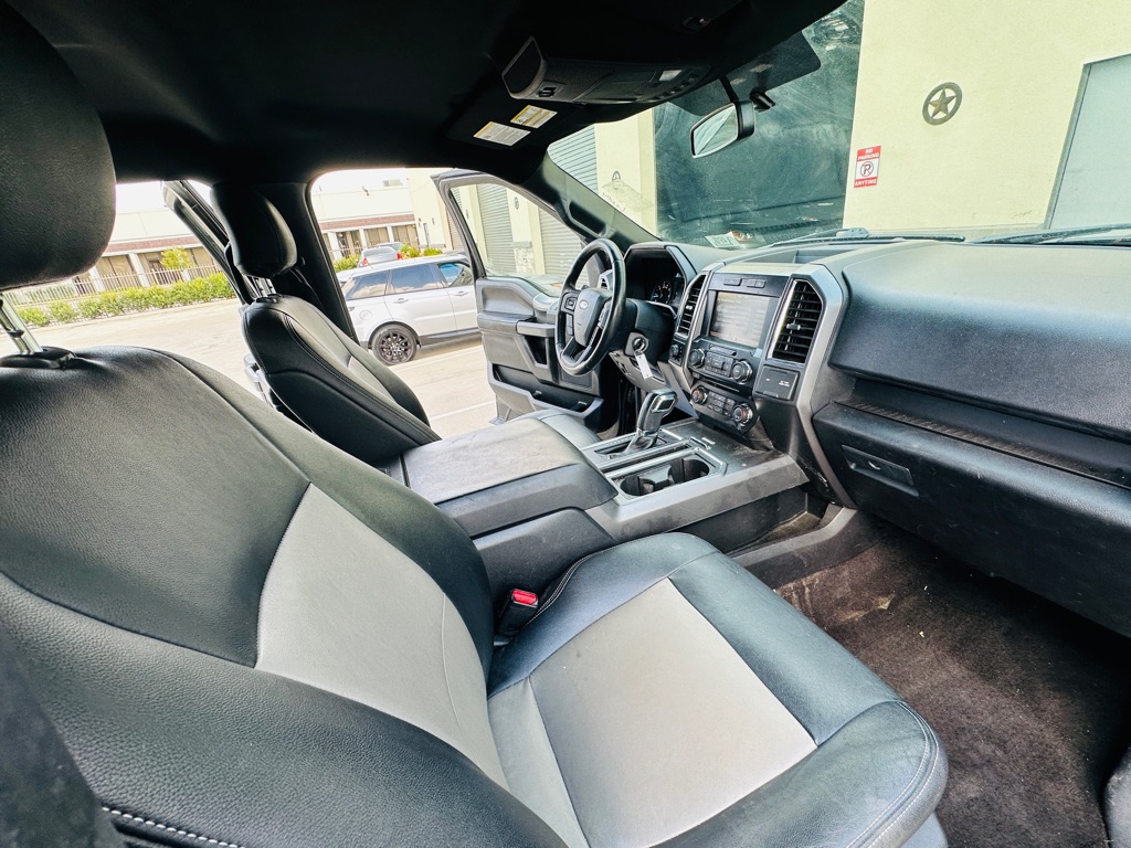Photo 29 of this FORD F150