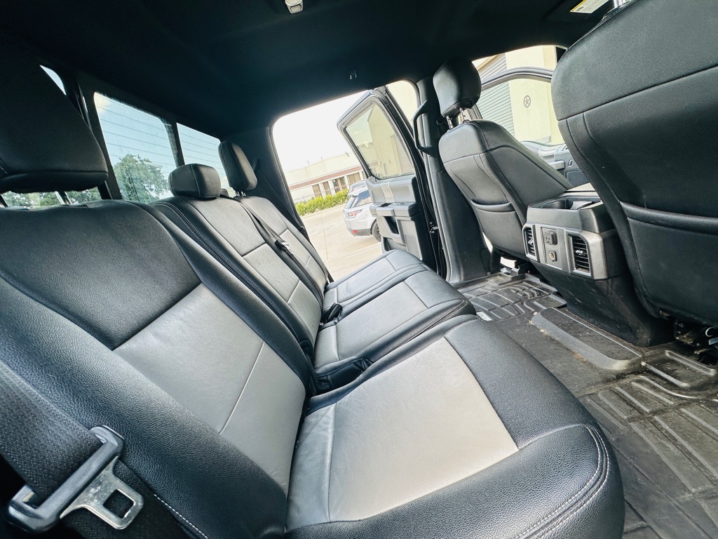 Photo 26 of this FORD F150