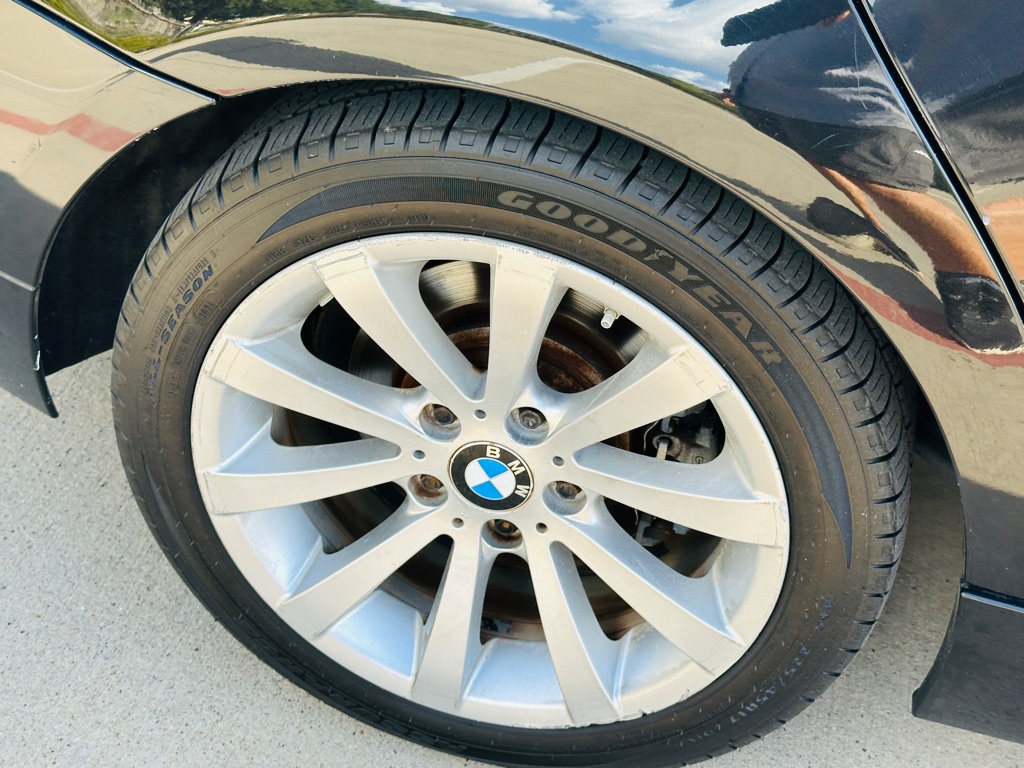 Photo 24 of this BMW 328