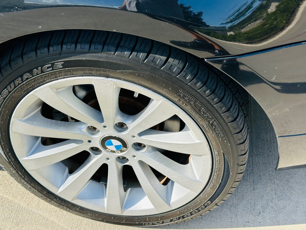 Photo 26 of this BMW 328