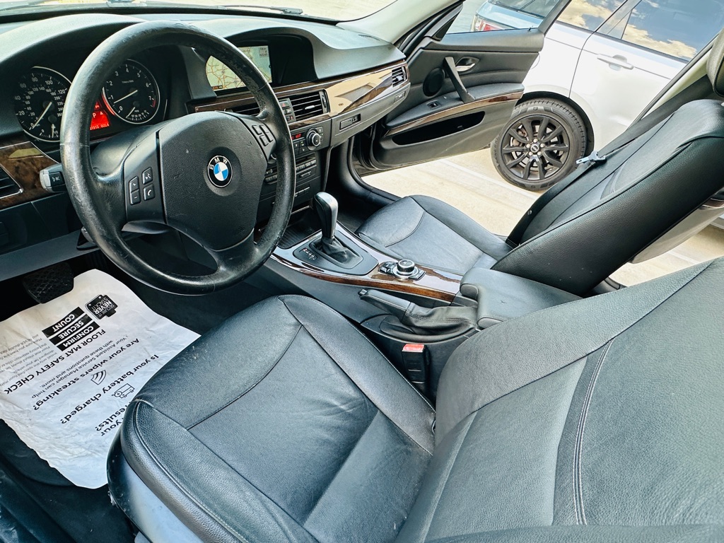 Photo 11 of this BMW 328