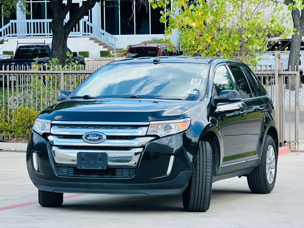 Photo 3 of this FORD EDGE