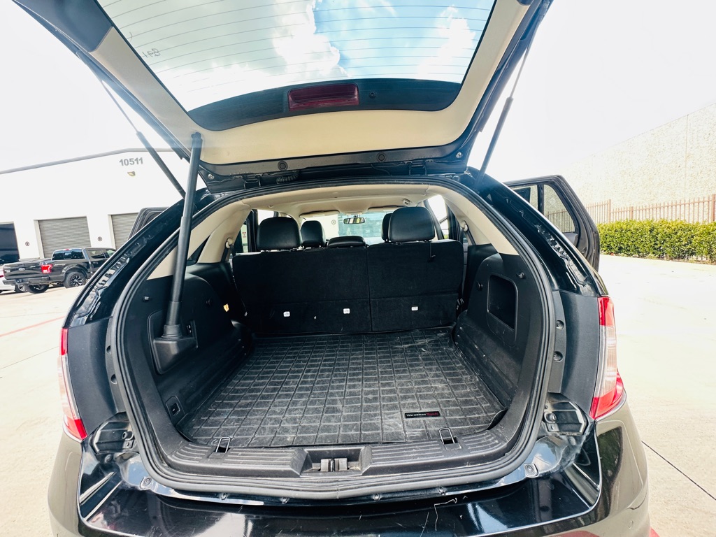 Photo 20 of this FORD EDGE