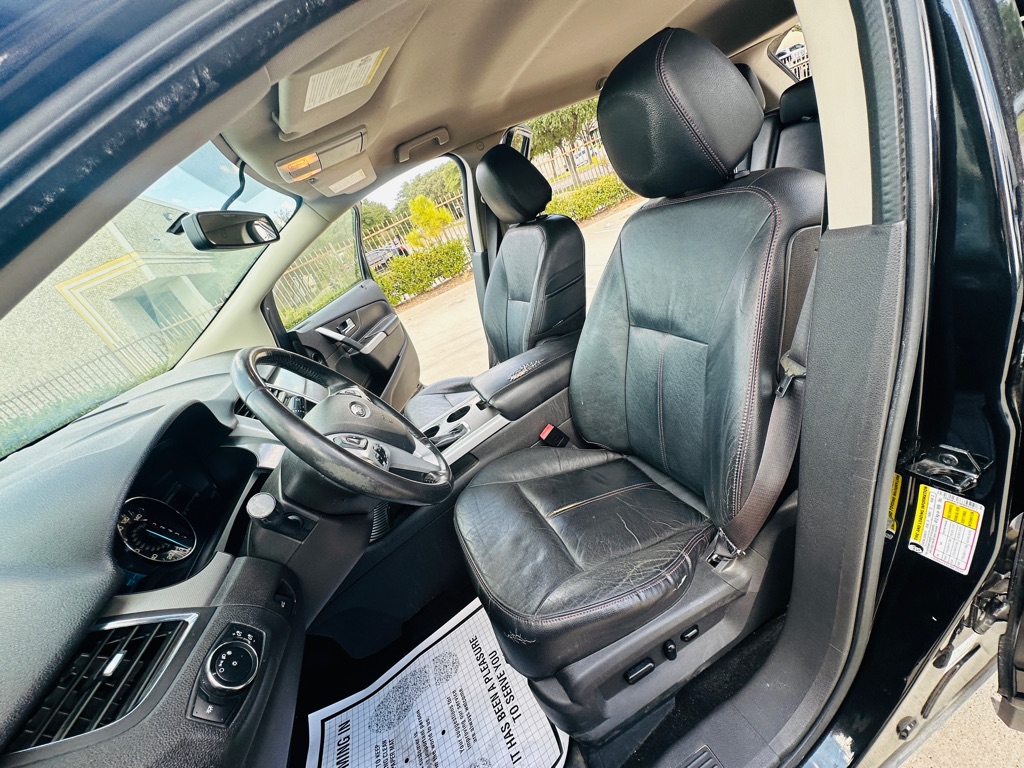 Photo 15 of this FORD EDGE