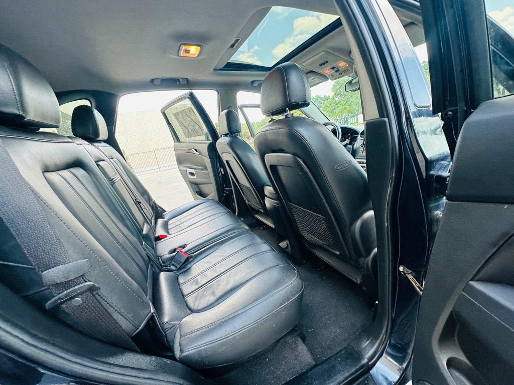 Photo 23 of this CHEVROLET CAPTIVA