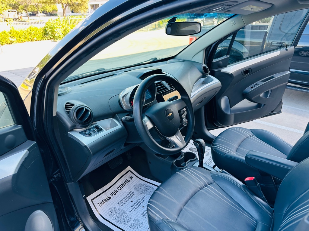 Photo 14 of this CHEVROLET SPARK